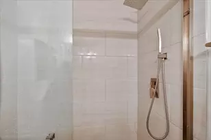 912 La Barbera Dr, San Jose, CA 95126 - Photo 14