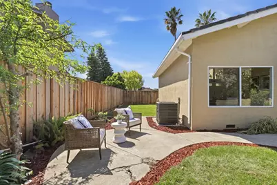 1368 Goldenlake Rd, San Jose, CA 95131 - Photo 44