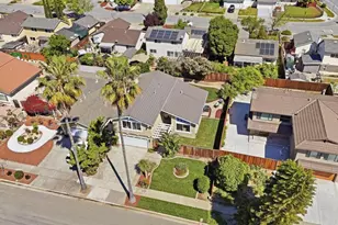 1368 Goldenlake Rd, San Jose, CA 95131 - Photo 48