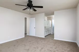 377 W Alluvial Ave, Pinedale, CA 93650 - Photo 36
