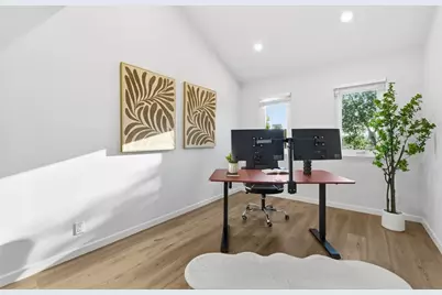 3556 Squirecreek Cir, San Jose, CA 95121 - Photo 20