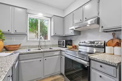 3556 Squirecreek Cir, San Jose, CA 95121 - Photo 8