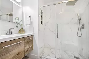 3556 Squirecreek Cir, San Jose, CA 95121 - Photo 14