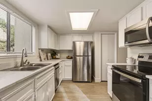 3701 Colonial Dr 197, Modesto, CA 95356 - Photo 6