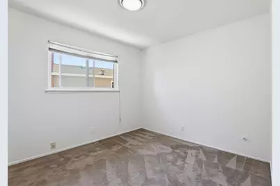 7065 Lancaster Ct, Dublin, CA 94568 - Photo 16