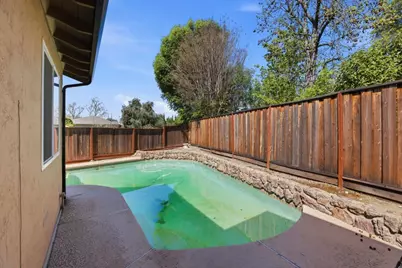7065 Lancaster Ct, Dublin, CA 94568 - Photo 28