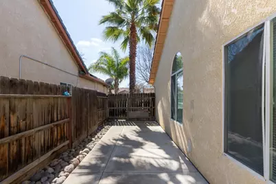 644 Winemaker St, Los Banos, CA 93635 - Photo 12