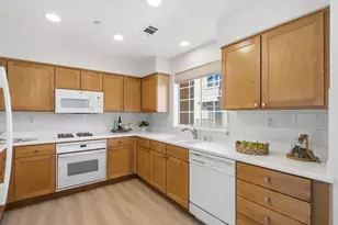 407 Charlott Ln, Redwood City, CA 94063 - Photo 12