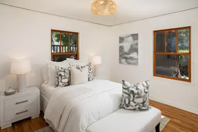 204 Princeton Rd, Menlo Park, CA 94025 - Photo 20