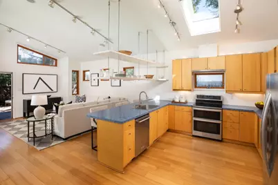 204 Princeton Rd, Menlo Park, CA 94025 - Photo 14