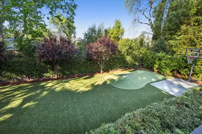 1030 Deanna Dr, Menlo Park, CA 94025 - Photo 46