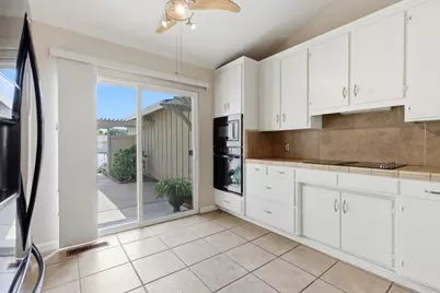 480 Ridgemark Dr, Hollister, CA 95023 - Photo 8