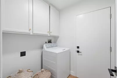 269 Woodbridge Cir, San Mateo, CA 94403 - Photo 48