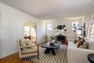 941 College Ave, Palo Alto, CA 94306 - Photo 2