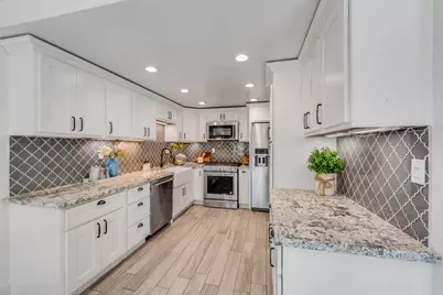 536 Clardy Pl, San Jose, CA 95117 - Photo 12