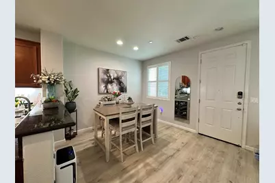 900 Old Oak Ln 3, Hayward, CA 94541 - Photo 12