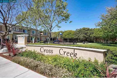 900 Old Oak Ln 3, Hayward, CA 94541 - Photo 34