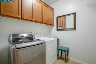 900 Old Oak Ln 3, Hayward, CA 94541 - Photo 16