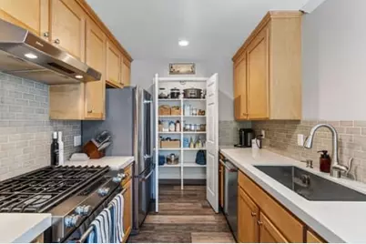 5 Corinthian Ct, Novato, CA 94947 - Photo 10