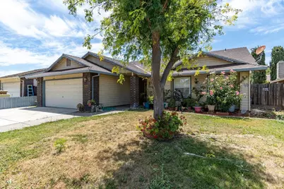 2135 Arroyo Ct, Los Banos, CA 93635 - Photo 2