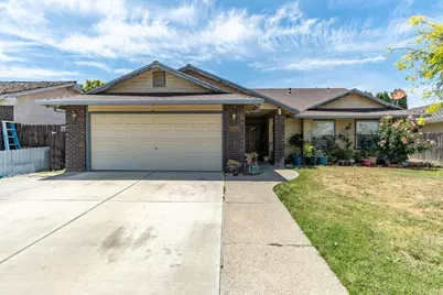 2135 Arroyo Ct, Los Banos, CA 93635 - Photo 1