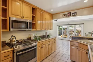 333 Schroeder St, Sunnyvale, CA 94085 - Photo 10