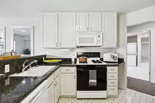 518 Almer Rd 6, Burlingame, CA 94010 - Photo 16