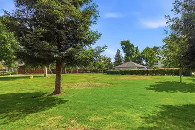 20052 Northcrest Sq, Cupertino, CA 95014 - Photo 54