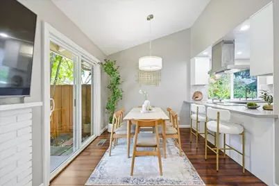 20052 Northcrest Sq, Cupertino, CA 95014 - Photo 18