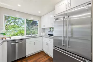 20052 Northcrest Square, Cupertino, CA 95014 - Photo 22