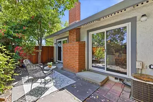 20052 Northcrest Square, Cupertino, CA 95014 - Photo 50