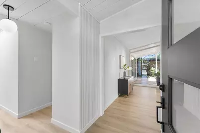 897 Newell Rd, Palo Alto, CA 94303 - Photo 10
