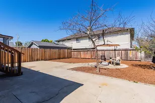 1231 Eighth St, Monterey, CA 93940 - Photo 34