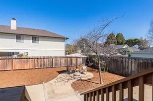 1231 Eighth St, Monterey, CA 93940 - Photo 32