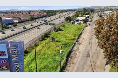375 Dempsey Rd, Milpitas, CA 95035 - Photo 6