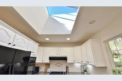 25349 Flanders Dr, Carmel, CA 93923 - Photo 12