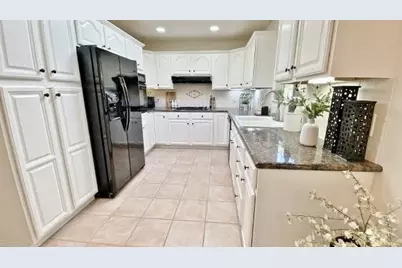 25349 Flanders Dr, Carmel, CA 93923 - Photo 10