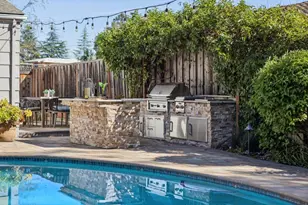 13841 Malcom Ave, Saratoga, CA 95070 - Photo 34