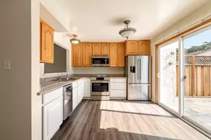 3137 Seacrest Ave 6, Marina, CA 93933 - Photo 10