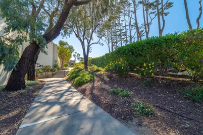 3137 Seacrest Ave 6, Marina, CA 93933 - Photo 2