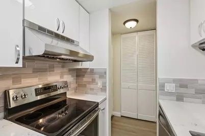 370 Imperial Way 118, Daly City, CA 94015 - Photo 4