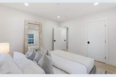 1516 Cortez Ave, Burlingame, CA 94010 - Photo 22