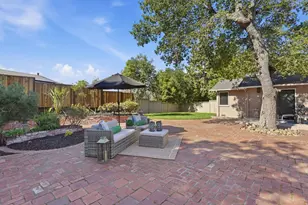 5666 Arboretum Dr, Los Altos, CA 94024 - Photo 32