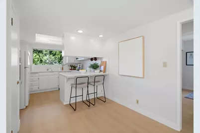 6128 Rainbow Dr, San Jose, CA 95129 - Photo 12