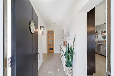 30 Mission Dr, San Mateo, CA 94402 - Photo 12