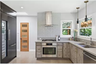 30 Mission Dr, San Mateo, CA 94402 - Photo 16