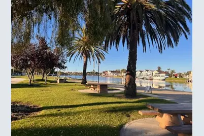 1787 Brooks St, San Mateo, CA 94403 - Photo 30