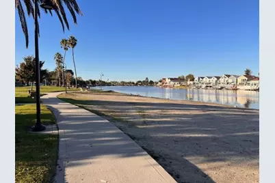 1787 Brooks St, San Mateo, CA 94403 - Photo 28