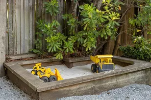 743 Winchester Dr, Burlingame, CA 94010 - Photo 88