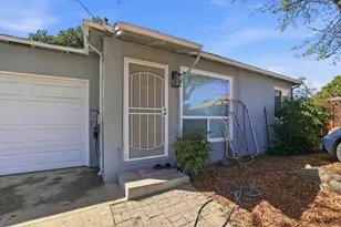 111 Nancy Ct, Mountain View, CA 94041 - Photo 32